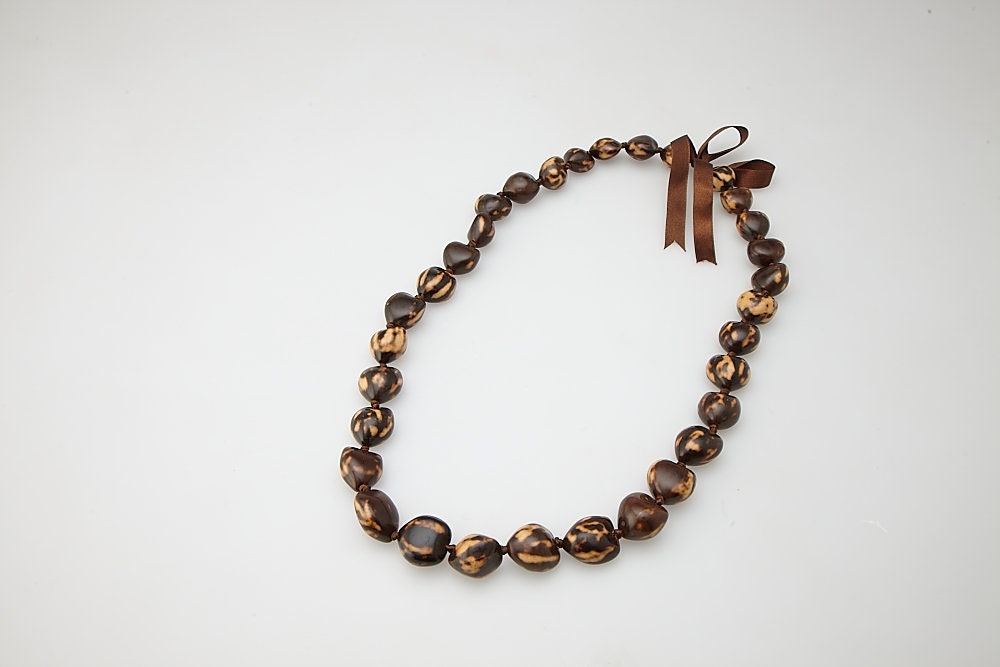 Vintage Tiger Kukui Nut Specialty Lei Graduation Senior Lei