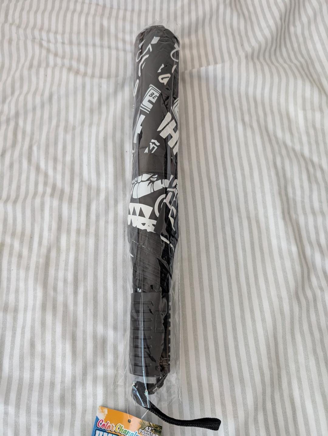 Color Changing Hawaiian Umbrella – 42” Mix Plate Compact Travel Umbrella with Tropical Design