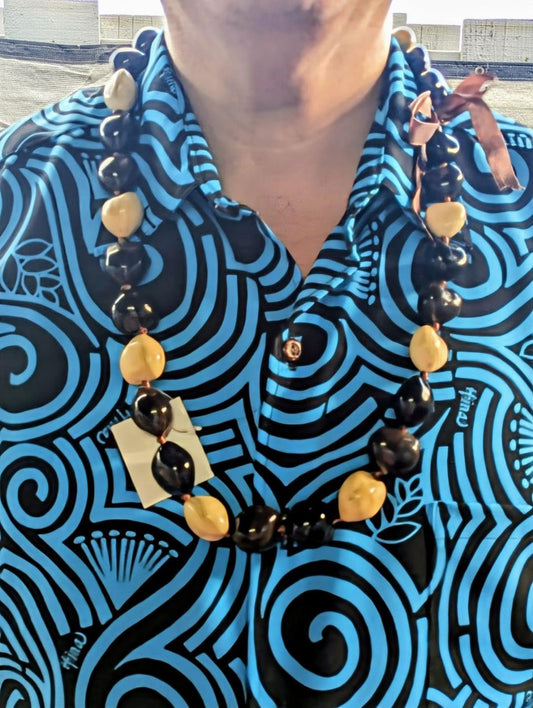 Ombre' Kukui Nut Lei Tradition Graduation Senior Lei